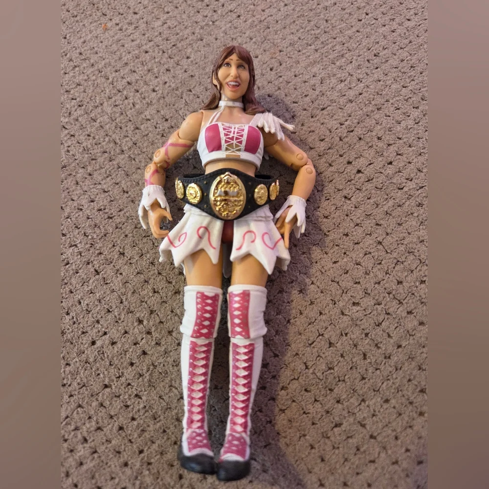 2021 AEW Jazwares Unrivaled Collection Series 3 #20 Riho Preowned wrestling - Picture 6 of 12
